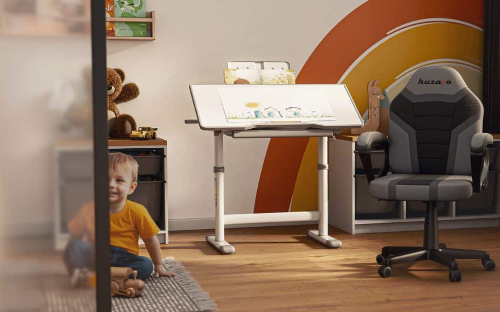 blog deciji sto 1 Dečiji podesivi radni stolovi – investicija u pravilno držanje i fokusirano učenje