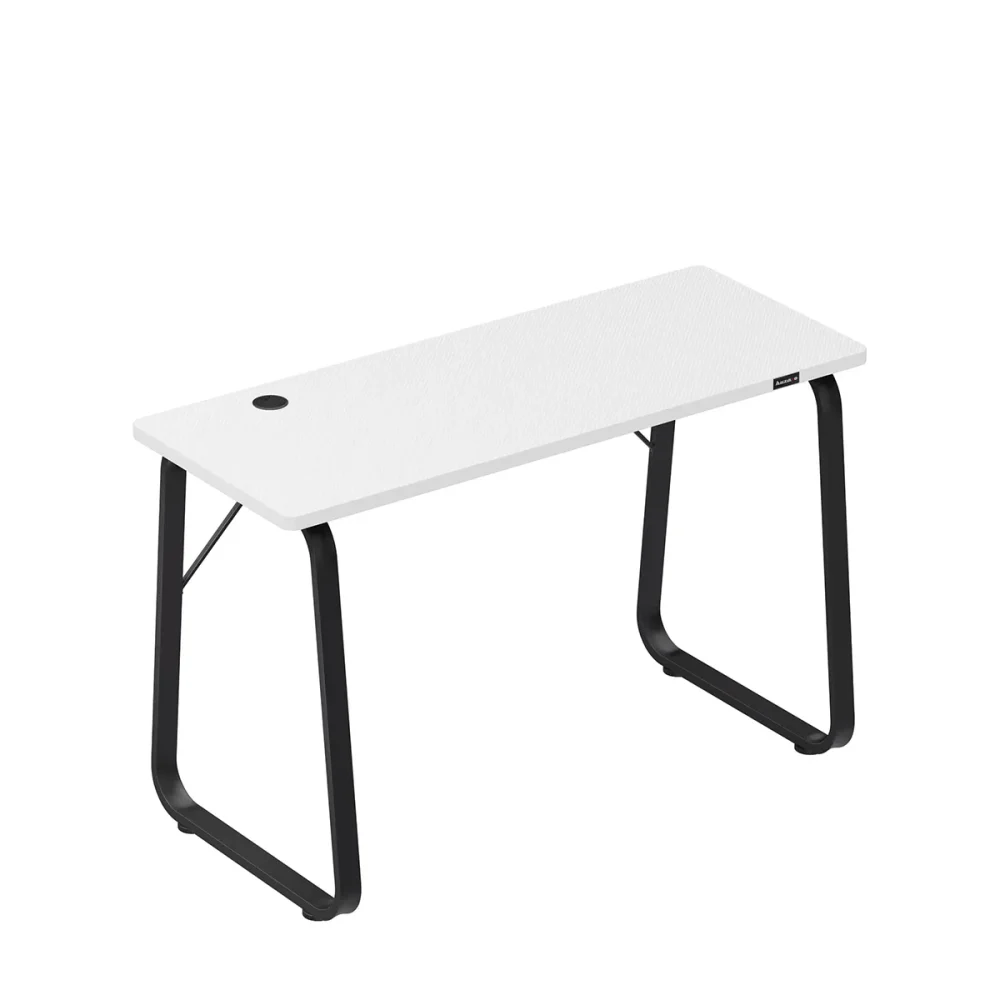 Perspektivni prikaz Huzaro Hero 1.5 belog gaming stola