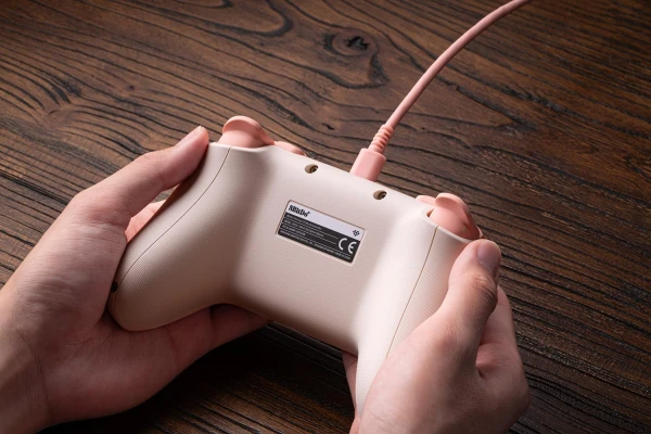 140248 Gamepad 8BitDo Ultimate 2C Windows/Android/Hall Effect/Vibracija/typeC/Peach Edition